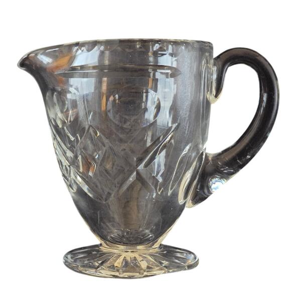 Cut Crystal Creamer 3.5" Tall 2.5" wide at mouth. EUC no chips or‎ cracks - Picture 3 of 12